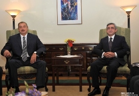Во время встречи президентов  Армении и Азербайджана стороны проявили конструктивный настрой