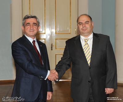 Президент Серж Саргсян принял верительные грамоты новоназначенного посла Грузии в Армении