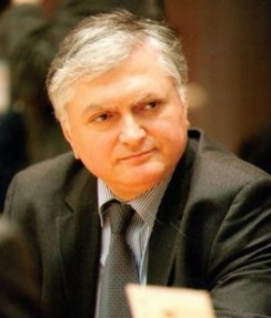 Эдвард Налбандян: «В Армении и Карабахе эти вопросы пока не обсуждаются»