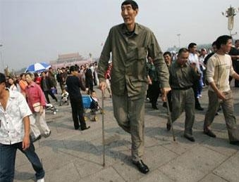 Աշխարհի ամենաբարձրահասակ մարդը ապրում է Չինաստանում