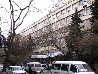 Տասնյակից ավելի մարդ է սպանվել Ադրբեջանի Նավթային Ակադեմիայի շենքում