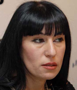 Наира Зорабян достойно ответила на поползновения