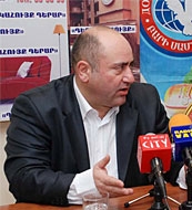 Вардан Хачатрян: «В плане армяно-турецких отношений сегодня время относительно более резких позиций»