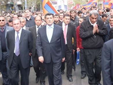 Армянские «Бурбоны» - почему не получилась смена власти- 3?