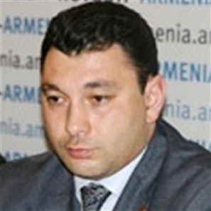 Э. Шармазанов: «Президент защищает интересы армянства и Армении»