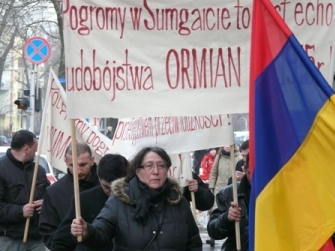 Լեհաստանի հայ համայնքի ներկայացուցիչները Վարշավայում բողոքի ակցիա են անցկացրել