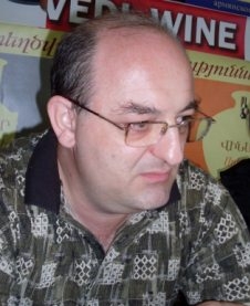 Армен Бадалян: «Оринац еркир» - мертвая сила, ее уже ничего не спасет»