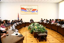 ԼՂՀ վարչապետը հանդիպել է հայաստանցի ուսանողների հետ