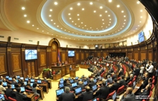 Представители парламентских фракций прокомментировали совместное заявление по Карабахскому конфликту