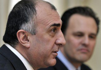 Согласна ли армянская сторона вывести войска с освобожденных территорий НКР?  