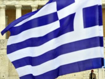 Греция обратилась к ЕС и МВФ за дополнительной помощью