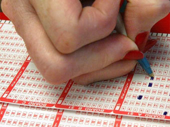 Американская семья в третий раз выиграла в лотерею