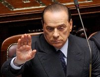Берлускони пообещал уйти в отставку