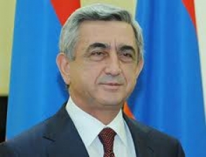 Серж Саргсян поздравил Владимира Путина с победой на выборах и пригласил его посетить Армению