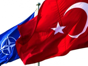 Турция пытается внести в итоговое заявление саммита НАТО пункт по Карабахской проблеме