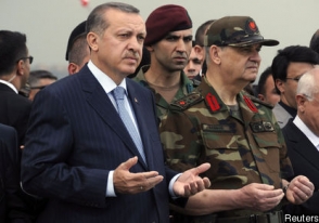 В Турции арестованы шесть отставных генералов