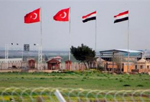 Сирийский генерал и 85 солдат бежали в Турцию