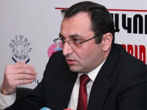 Արծվիկ Մինասյանն առաջարկում է ԱԺ հայտարարության տեքստում անդրադառնալ նաև հայ–թուրքական արձանագրություններին