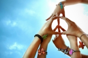 Сегодня - Международный день мира