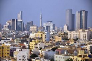 Неизвестный ранил мужчину у посольства США в Тель-Авиве