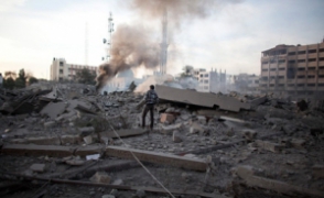 Израиль обстрелял сектор Газа впервые после перемирия: есть жертвы