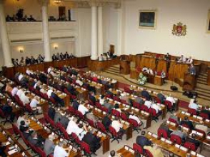 Парламент Грузии утвердил список политзаключенных и политически преследуемых