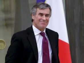 Министра бюджета Франции подозревают в уклонении от уплаты налогов