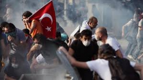 Акции протеста в Турции расширяются