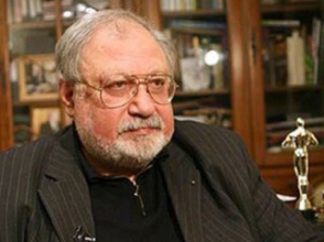 Рустам Ибрагимбеков стал кандидатом в президенты Азербайджана от оппозиции