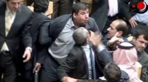 Депутат иорданского парламента открыл стрельбу в зале заседаний