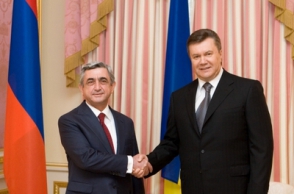 Янукович и Саргсян: сходства и отличия