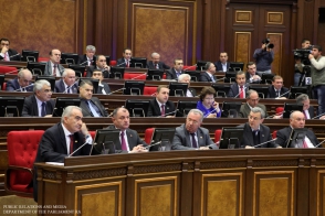 «Կուտակայինի հետաձգմանը» դեմ քվեարկած պատգամավորների ամբողջական ցանկը