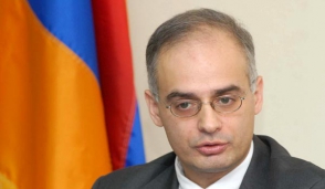 Լ. Զուրաբյանը չի բացառում՝ «կուտակայինի» պայքարը հանգի Սերժ Սարգսյանի հրաժարականի պահանջին