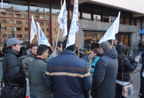 Աշխատանքից ազատված Մետրոպոլիտենի աշխատակիցները դատարան կդիմեն