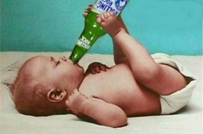 В Китае двухлетний малыш пройдёт курс лечения от алкоголизма