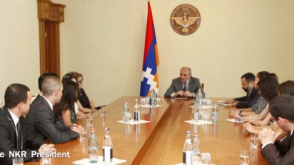 Бако Саакян принял участников летней студенческой программы Армянской ассамблеи Америки