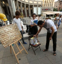 Այգեպարի դպրոցի պատուհաններից փամփուշտները ներս են թափանցում