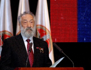 Серж Саргсян поздравил Артура Чилингарова