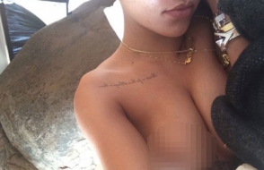 В Сети появился третий крупный «слив» фотографий обнаженных звезд