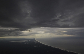 Մեքսիկայում «Սիմոն» փոթորկի մոտենալու պատճառով տագնապ է հայտարվել