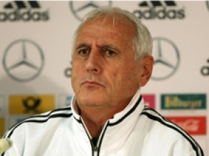 Швейцарский журналист извиняется перед ФФА и Бернаром Шалландом