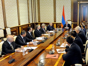 Սերժ Սարգսյանը հրավիրել է Ազգային անվտանգության խորհրդի նիստ