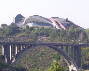 Արտակարգ դեպք. եղբայրները Կիևյան կամրջից փորձել են ինքնասպանություն գործել