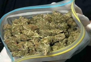 Թմրամիջոց են հայտնաբերել վերարկուի գրպանի աստառի միջից