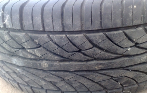 Աշխատակիցը գողացել է տնօրենի անվադողերը