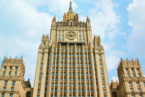 Карасин и Каспршик обсудили урегулирование Карабахского конфликта