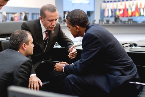 Обама и Эрдоган договорились перекрыть поток боевиков в Сирию