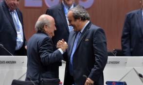 Йозеф Блаттер назвал Мишеля Платини инициатором скандала в ФИФА