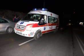 Հայր և որդի մորը հիվանդանոց տեղափոխելու ճանապարհին վթարի են ենթարկվել