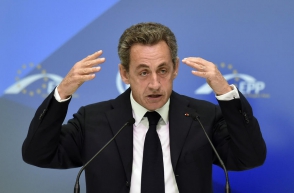 Саркози предлагает использовать электронные браслеты для контроля за исламистами